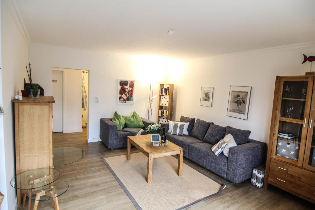 Blaue Erdgeschoß Apartment Wenningstedt-Braderup